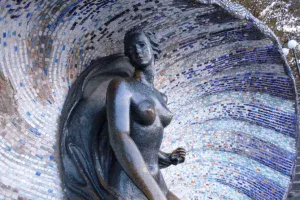 Фотография Нимфы в мозаичном панно